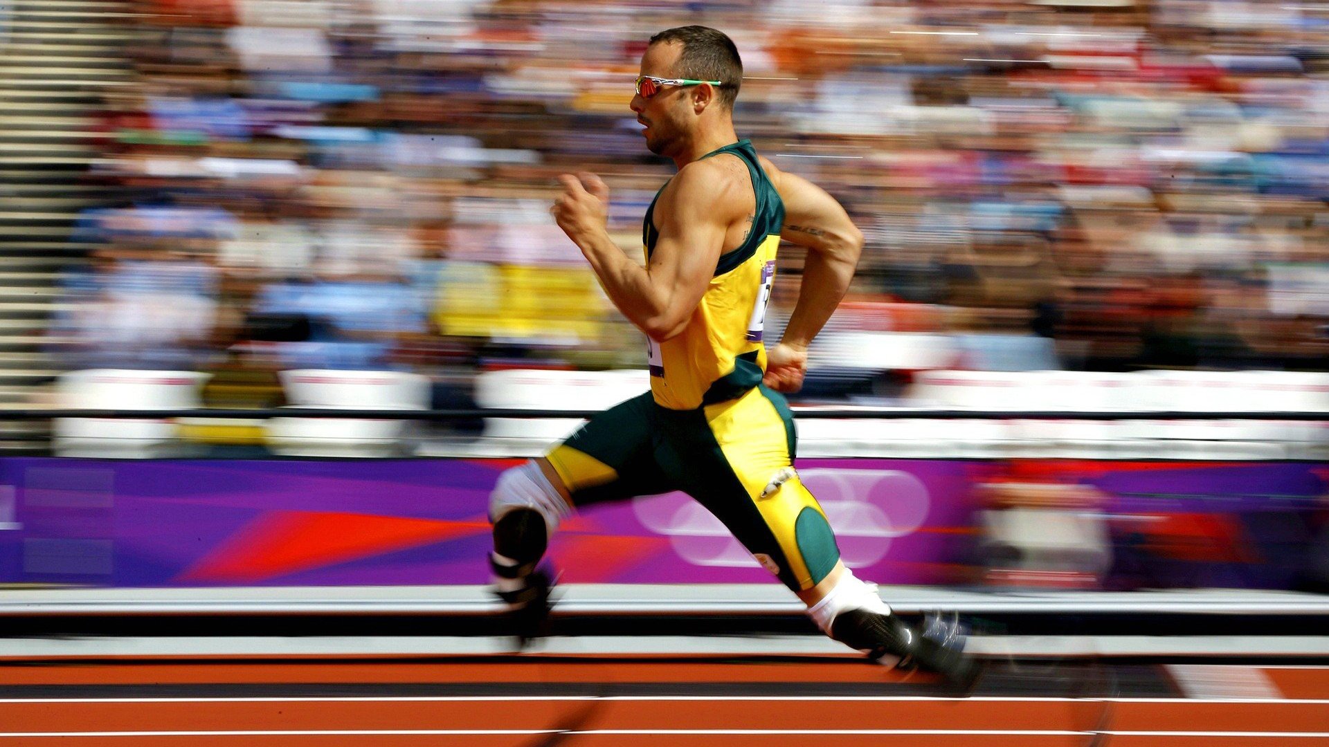 比赛背后:裁判判罚的细节解析,裁判过程