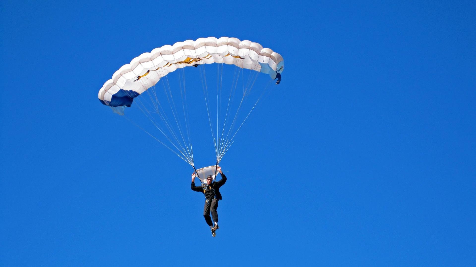 穿越火线 战队间战术博弈升级，穿越火线战队三阶段